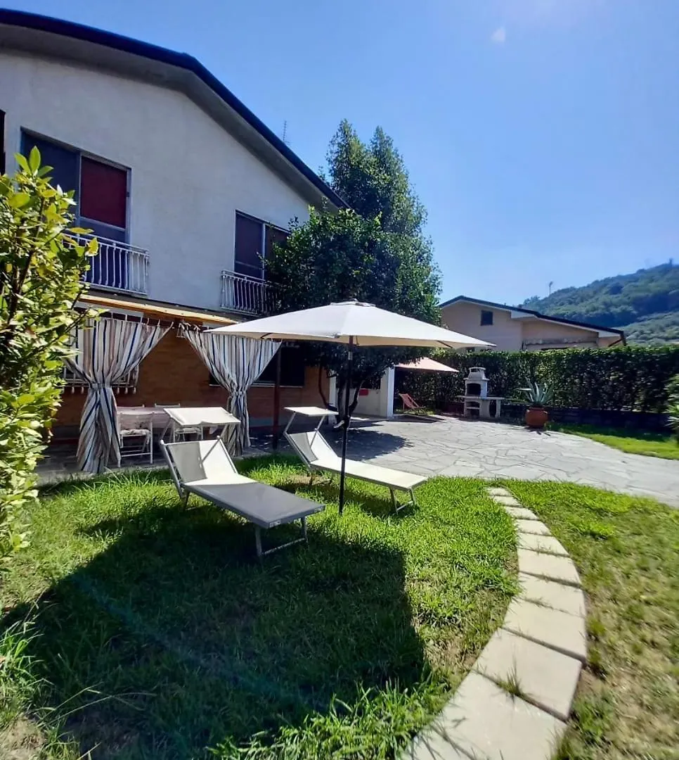 Villa Noah Con Giardino 2 Camere E 2 Bagni Stiava Feriehus